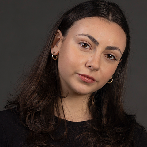 Carina Brunstein headshot