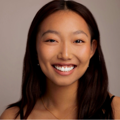 Emma Guan headshot